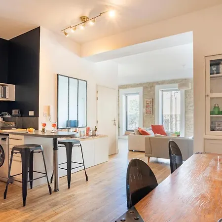 Апартаменты Le Saint Baudile 80sqm Parking Ac Church View Ним