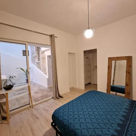 Le Saint Baudile 80sqm Parking Ac Church View Apartment Nîmes