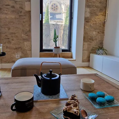 Apartment Le Saint Baudile 80sqm Parking Ac Church View Nimes