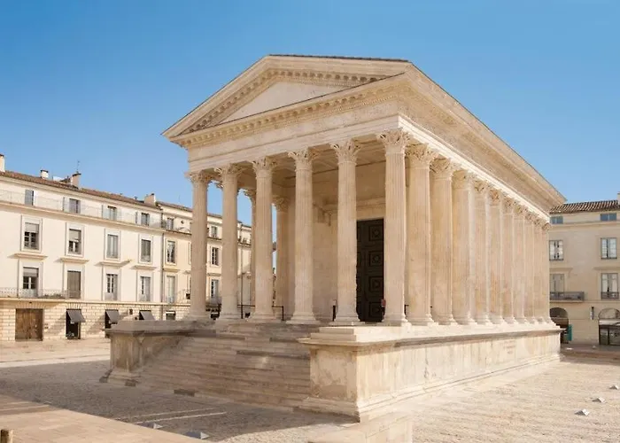 Le Saint Baudile 80sqm Parking Ac Church View